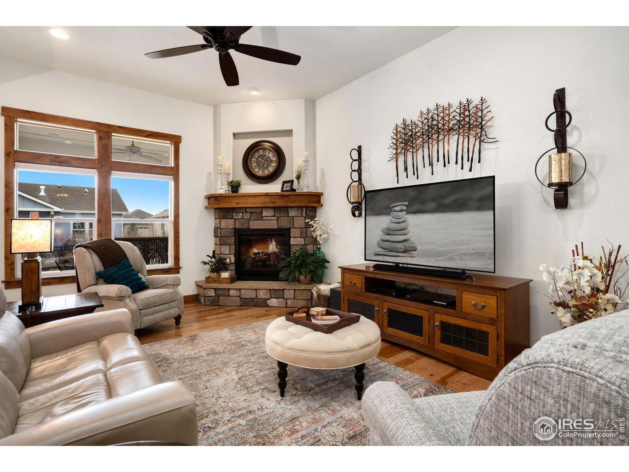 3562 Angora Dr