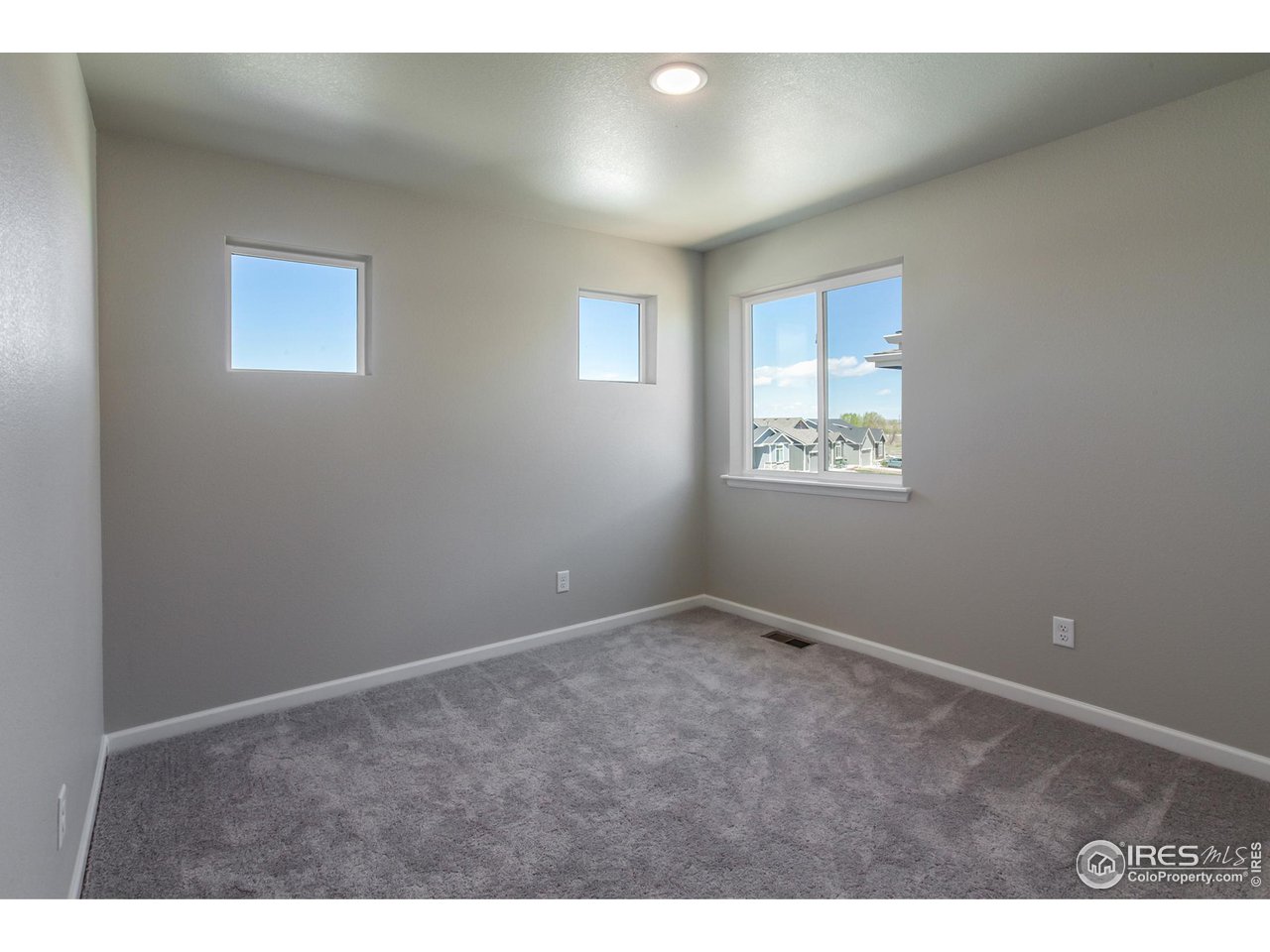 1232 104th Ave Ct