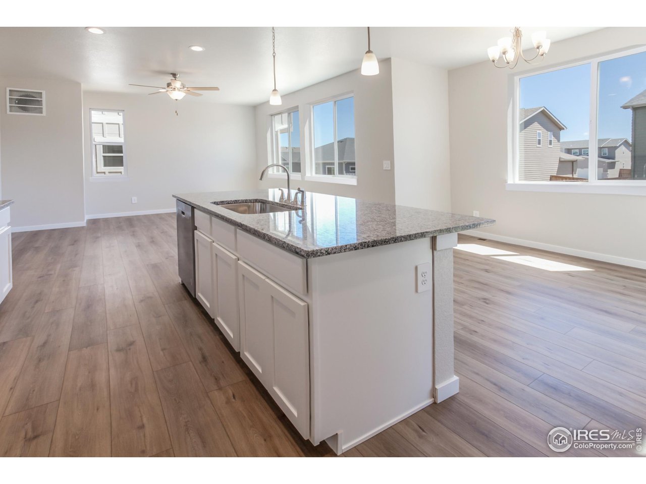 1222 105th Ave Ct