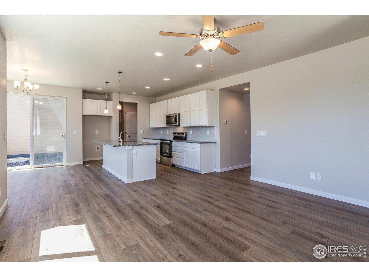 1222 105th Ave Ct