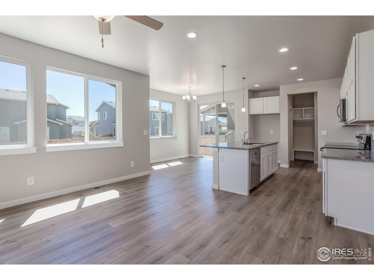 1222 105th Ave Ct