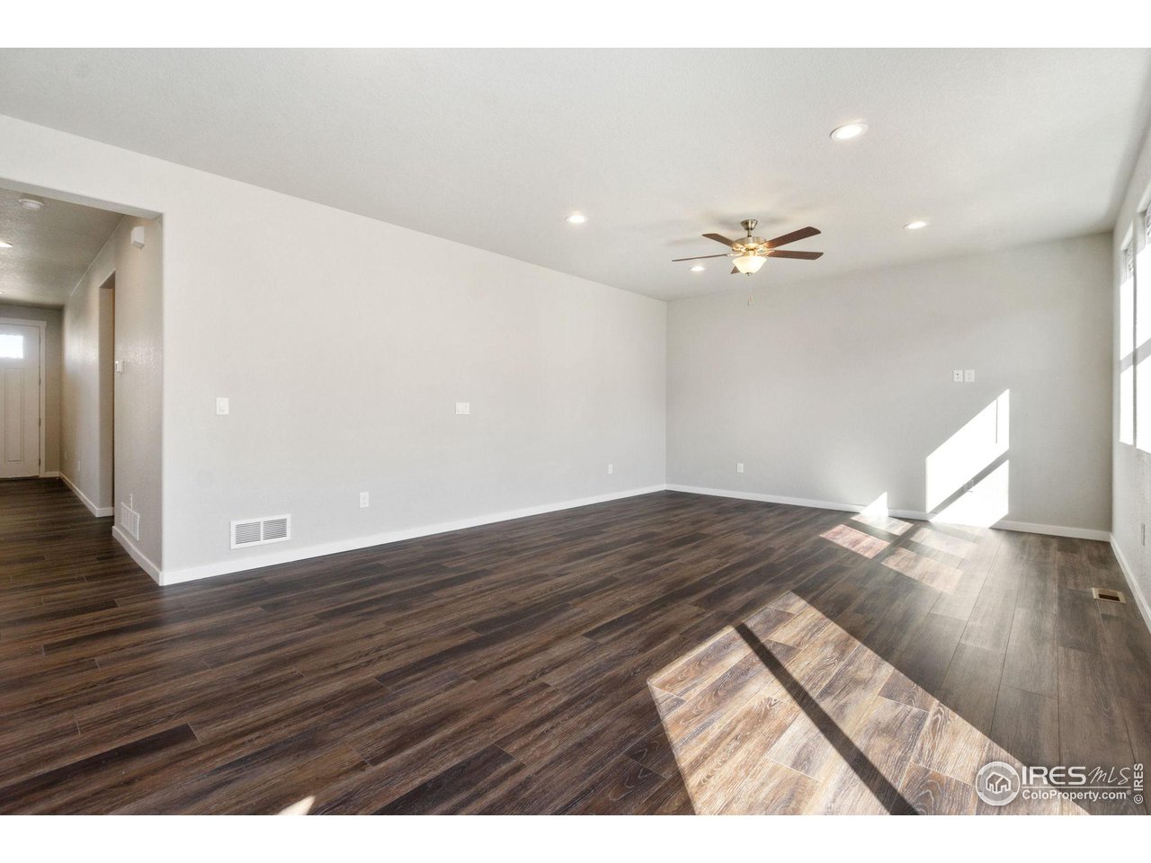 766 Griffith St