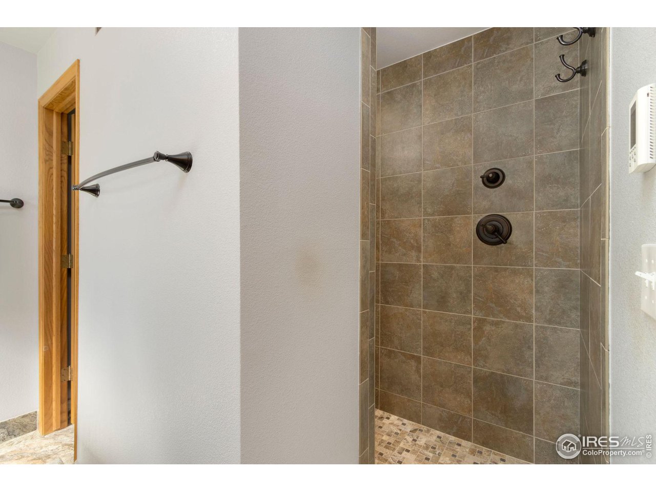 2237 Silver Oaks Dr