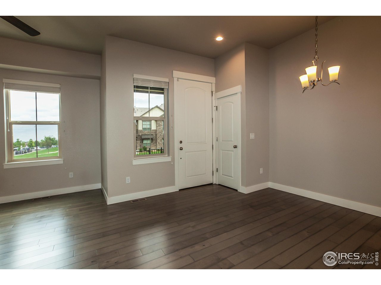 6358 Pumpkin Ridge Dr 3