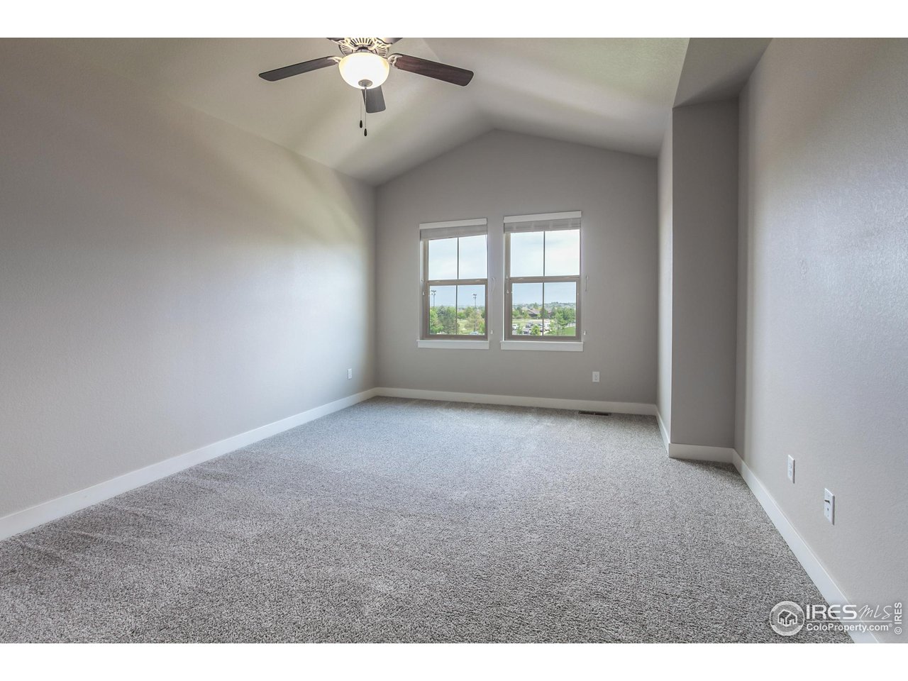 6358 Pumpkin Ridge Dr 3