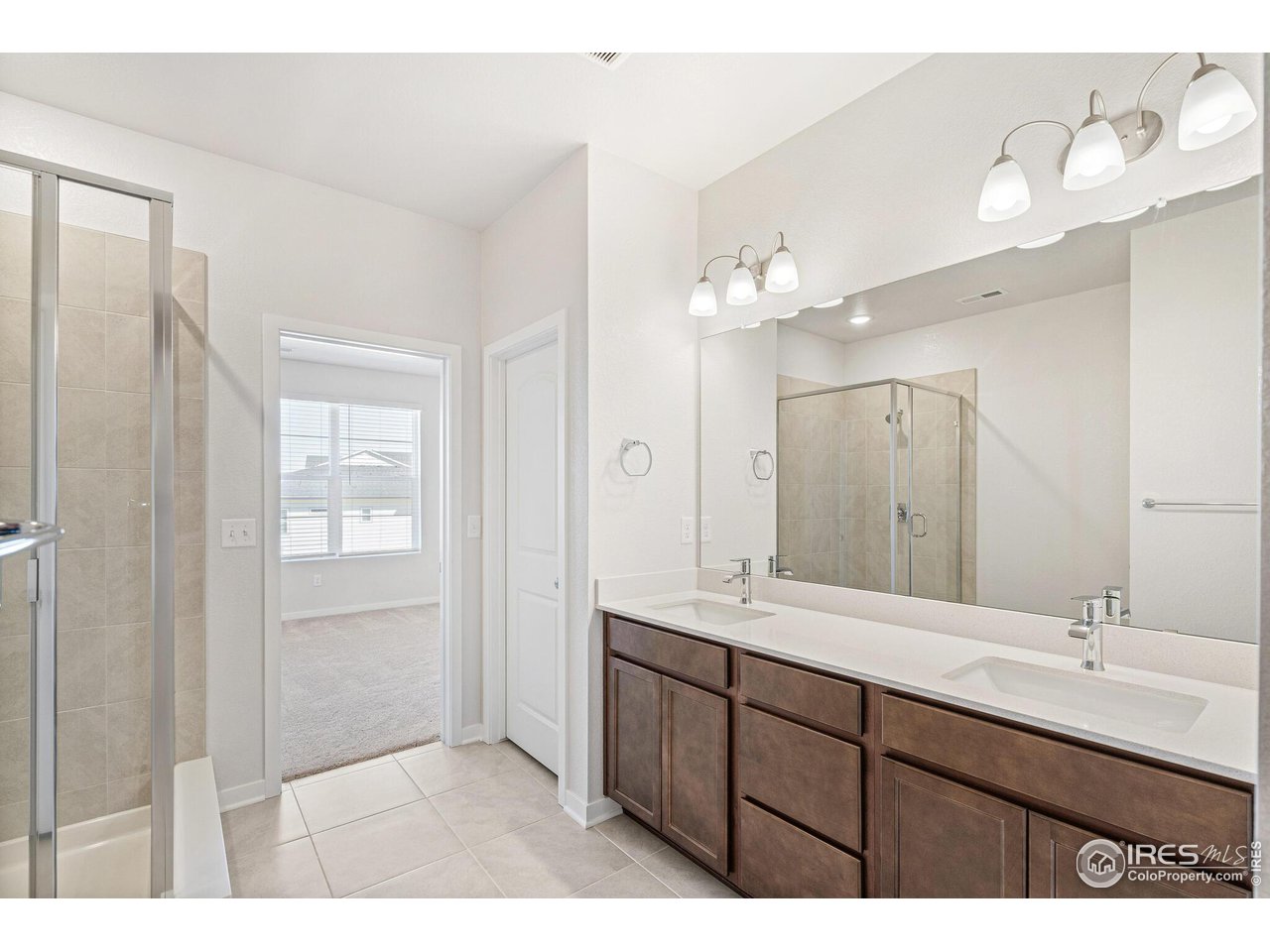 6387 Deerfoot Dr