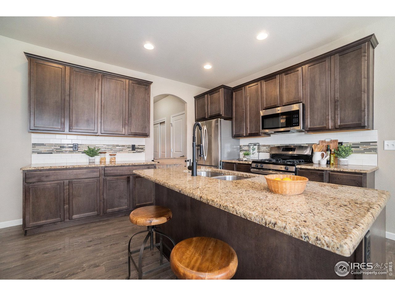 1868 Wagon Train Dr