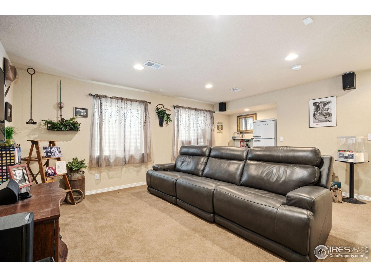1311 Mount Meeker Ave