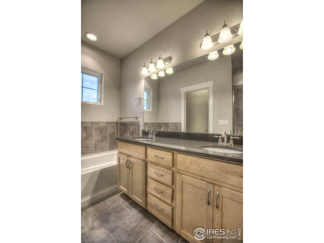 2708 Rockford Dr 107