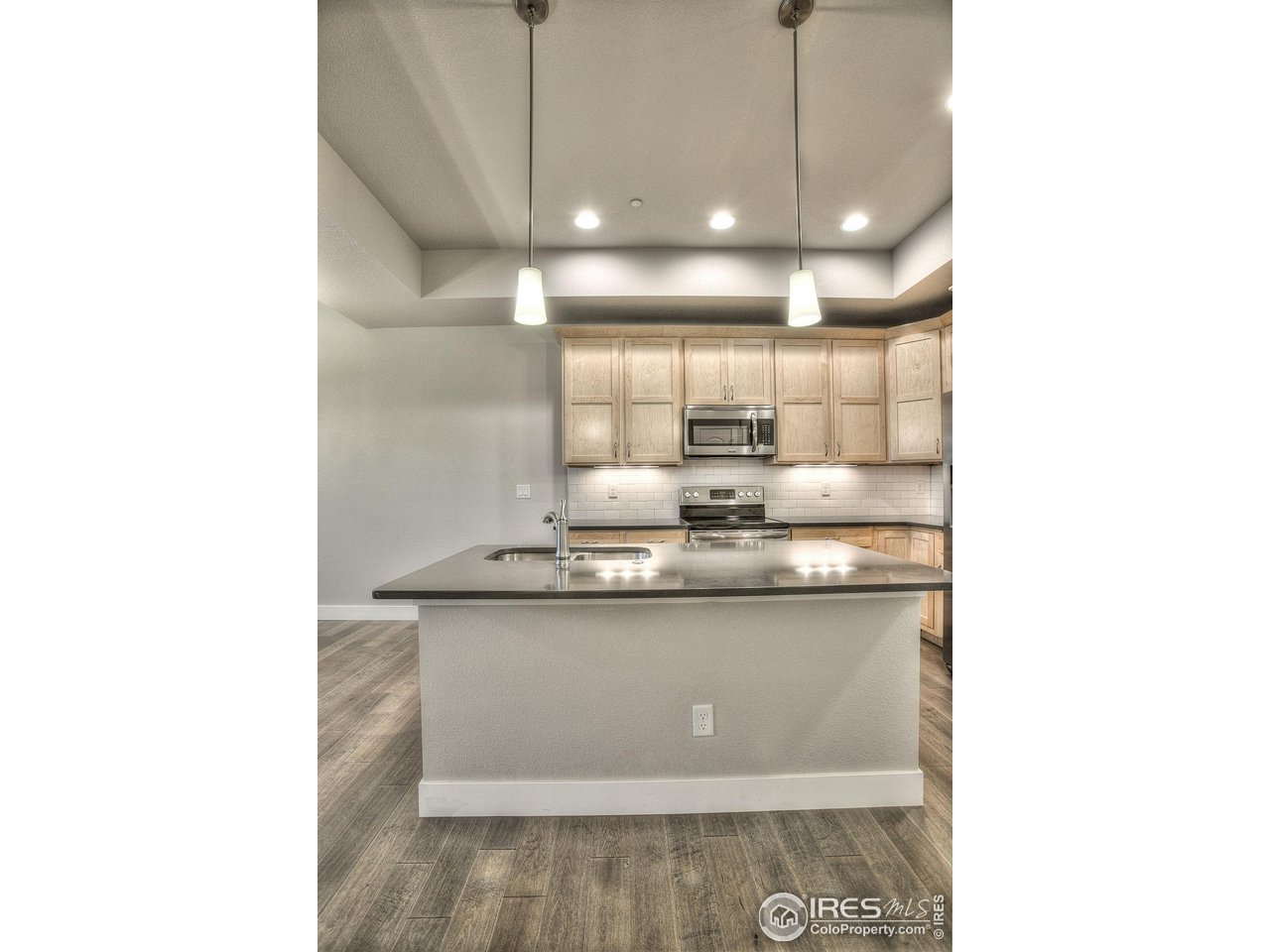 2708 Rockford Dr 107