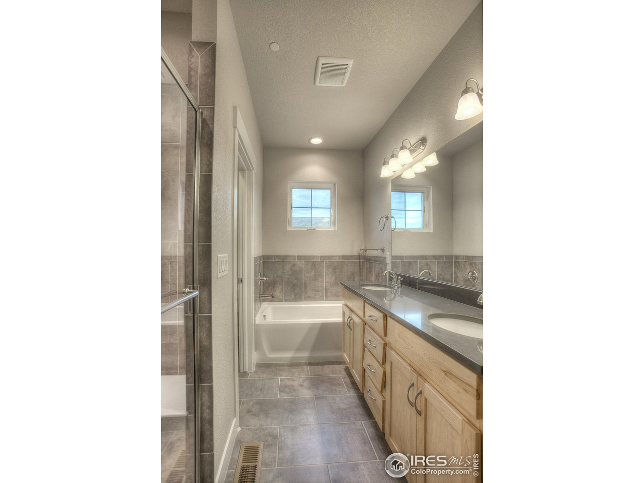 2708 Rockford Dr 107