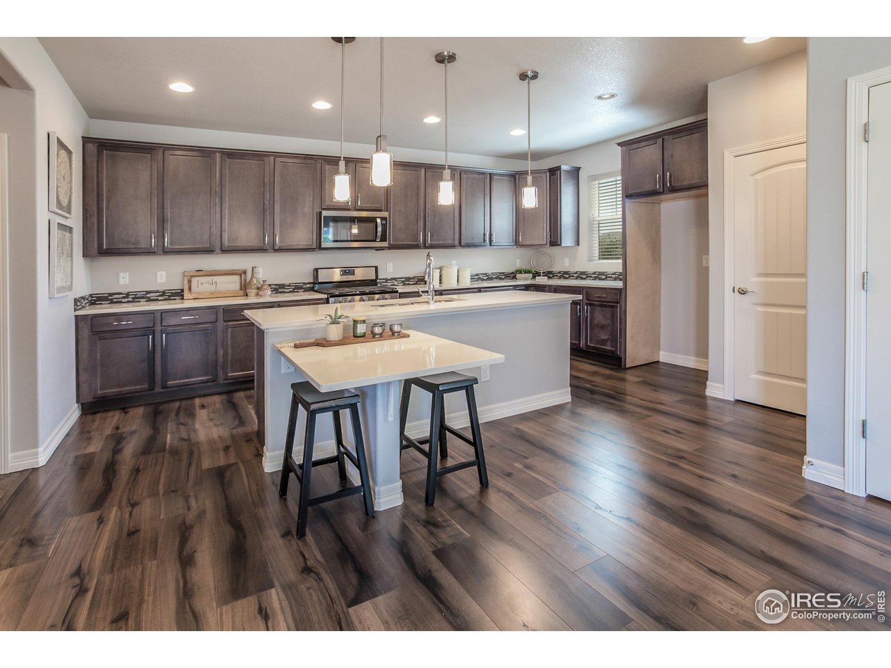 2330 Adobe Dr