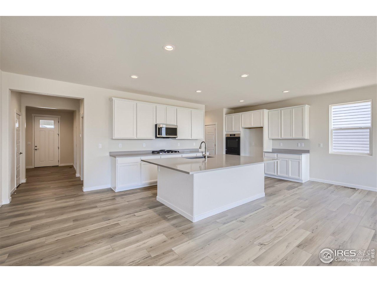 2543 Grizzly Pl