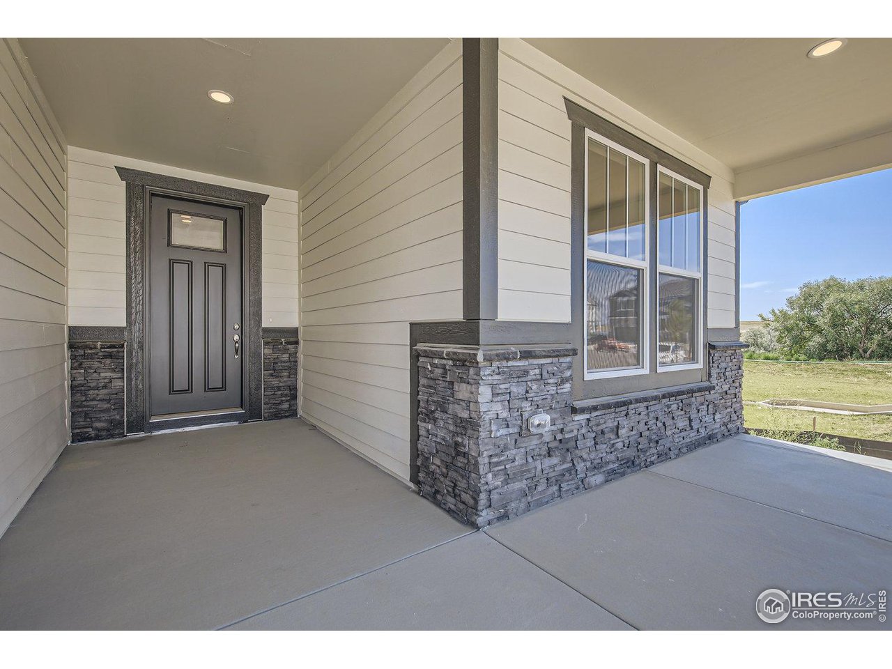 2543 Grizzly Pl
