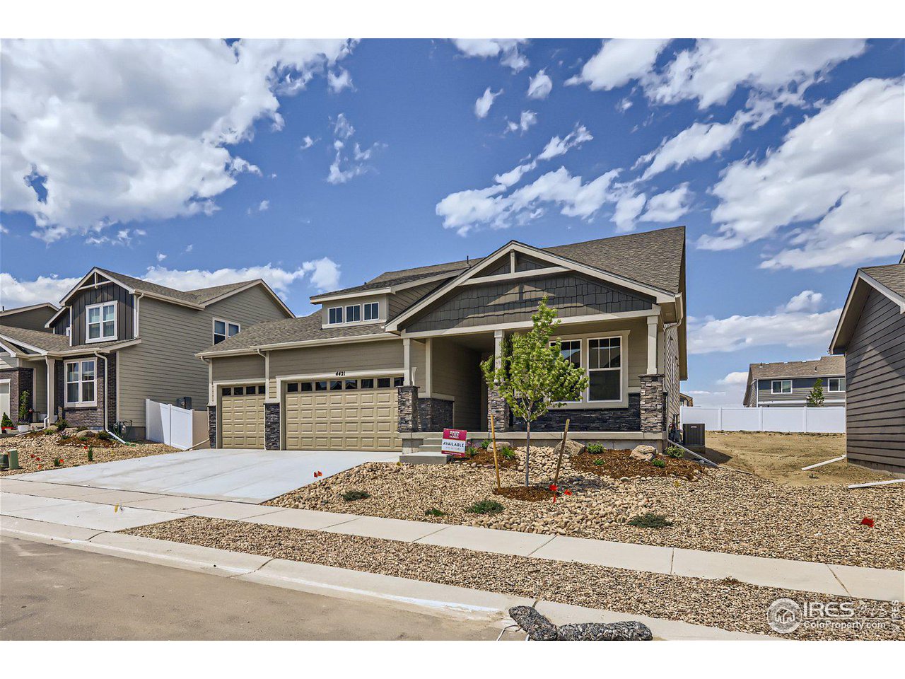 4421 Scenic Ln