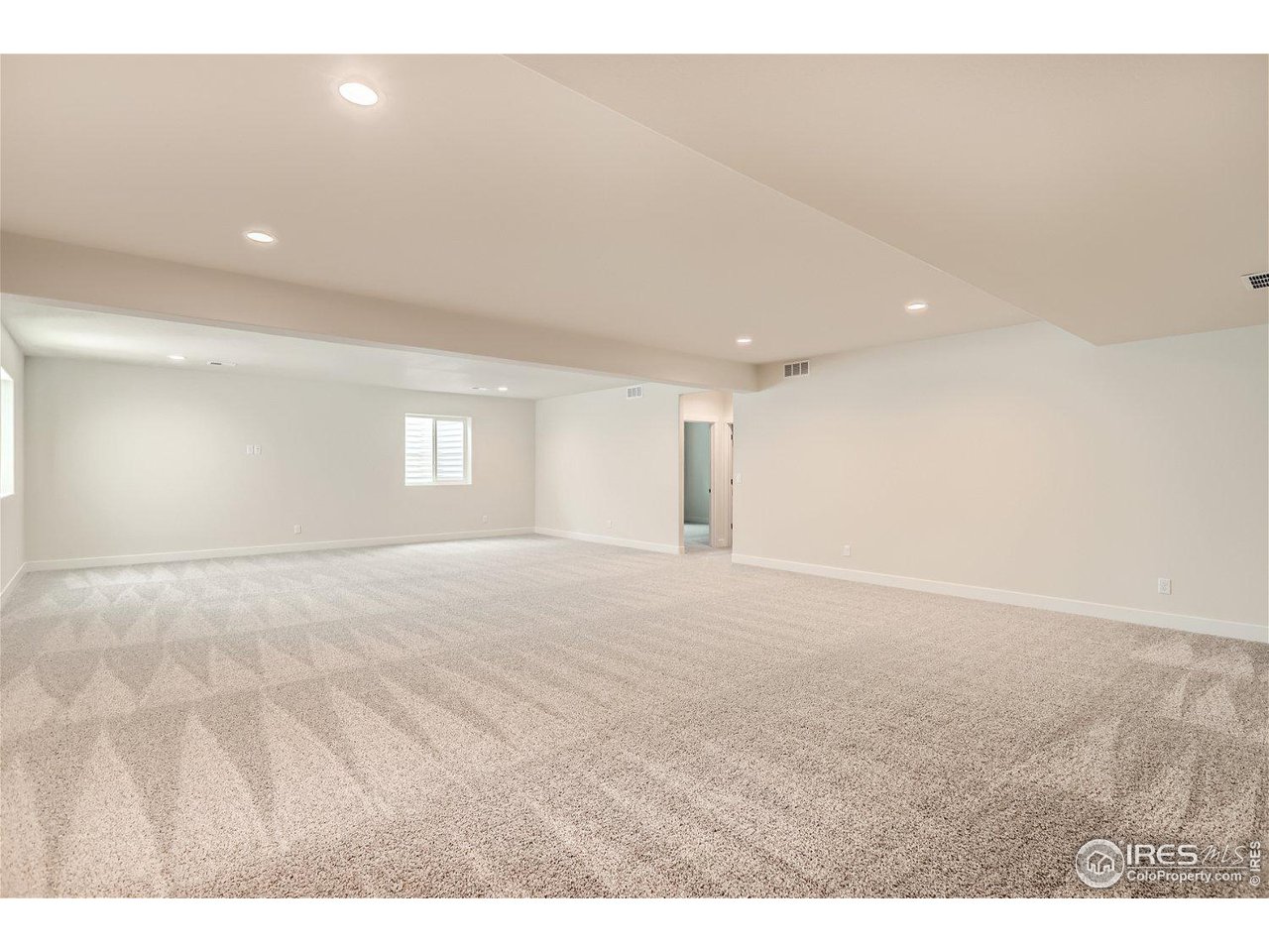 4421 Scenic Ln