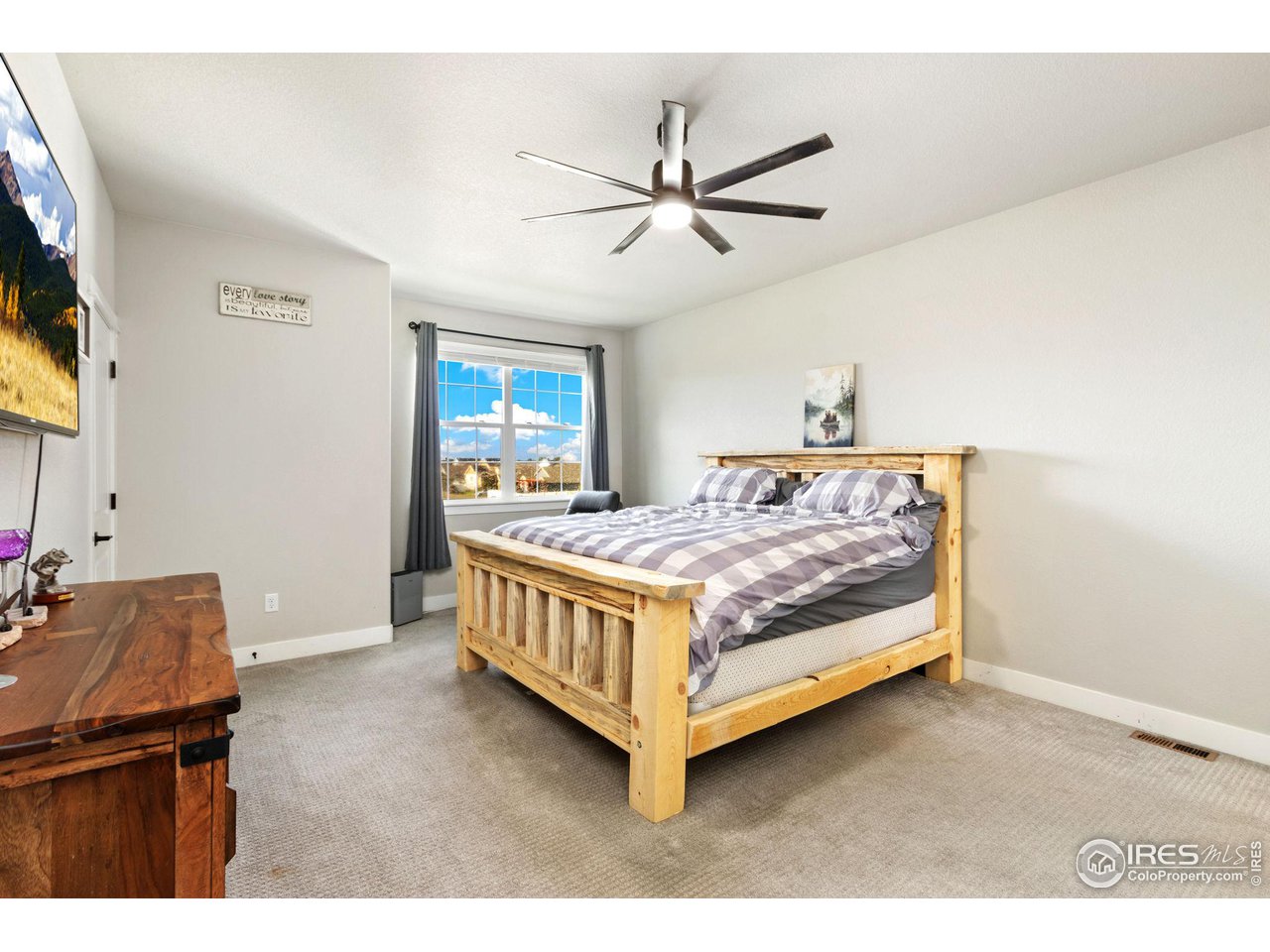 572 Ellingwood Pointe Dr