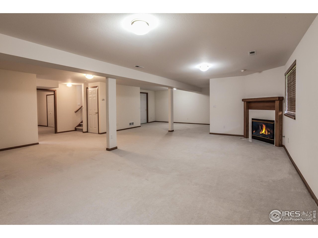 1953 S View Dr