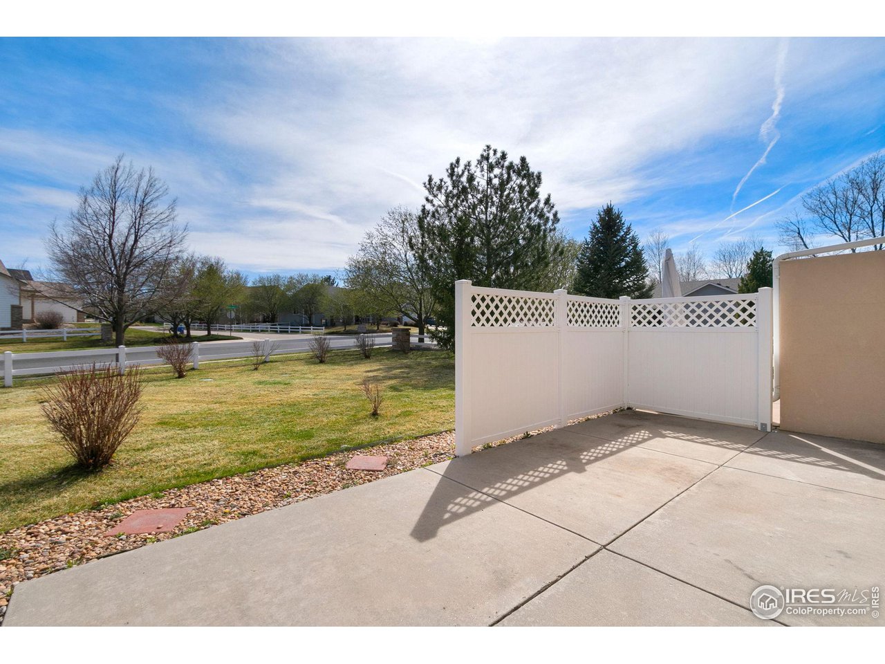 3982 Blackstone Ct