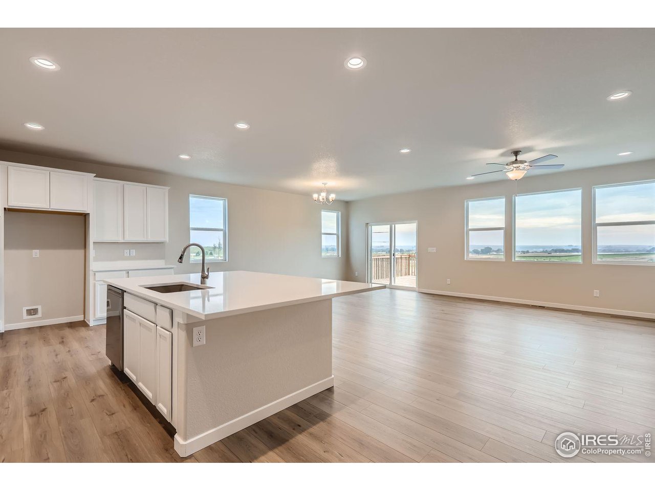 2627 Grizzly Pl