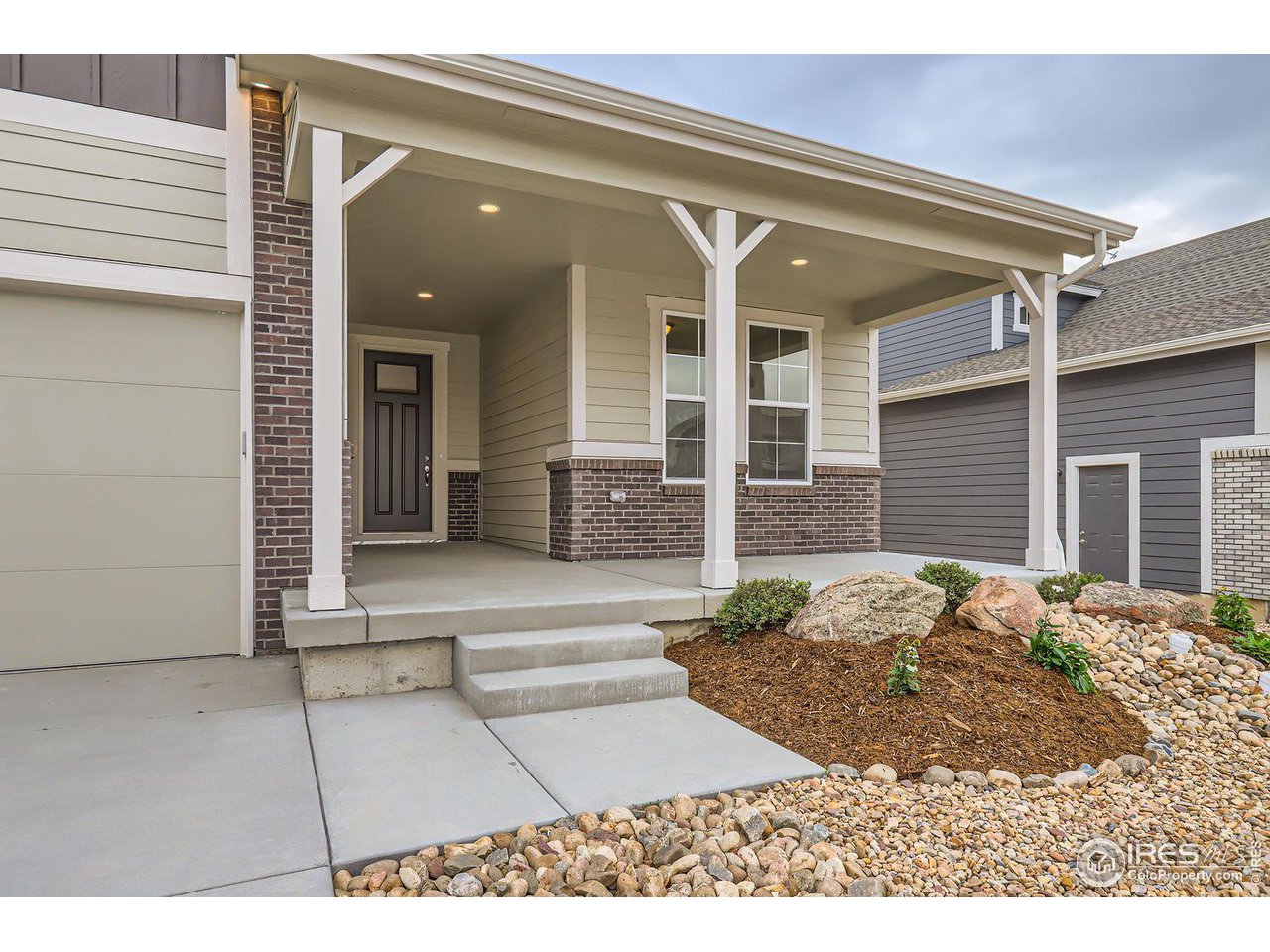 2627 Grizzly Pl