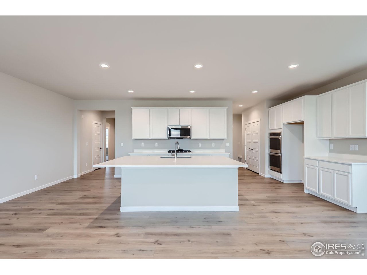 2627 Grizzly Pl