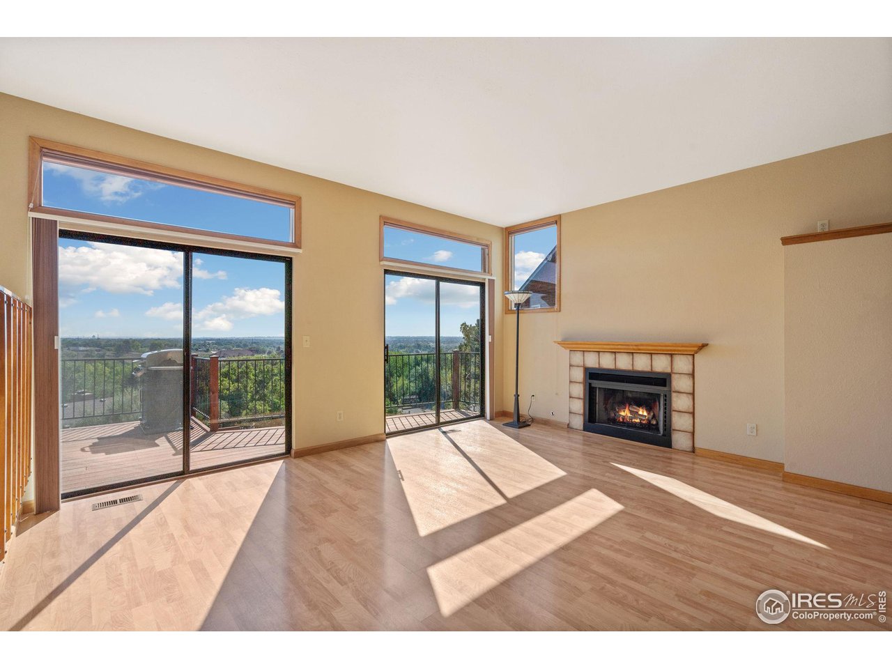 1605 Cliff Side Dr