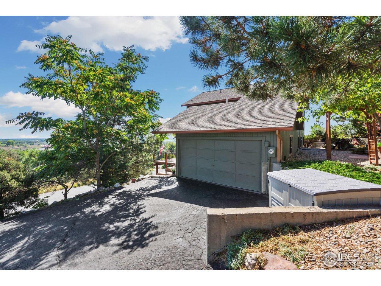 1605 Cliff Side Dr