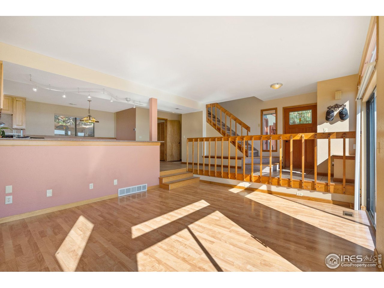 1605 Cliff Side Dr