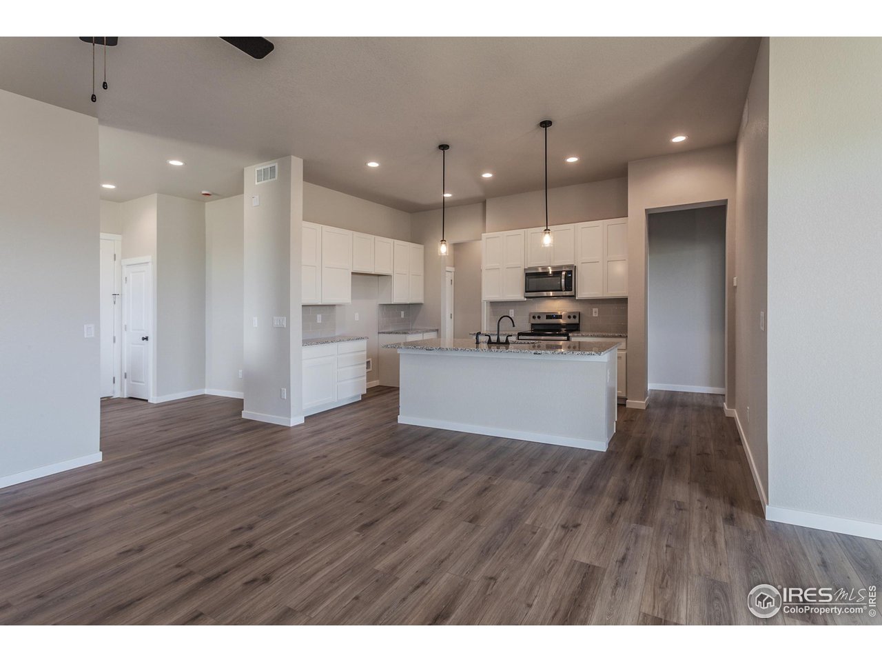 1215 105th Ave Ct