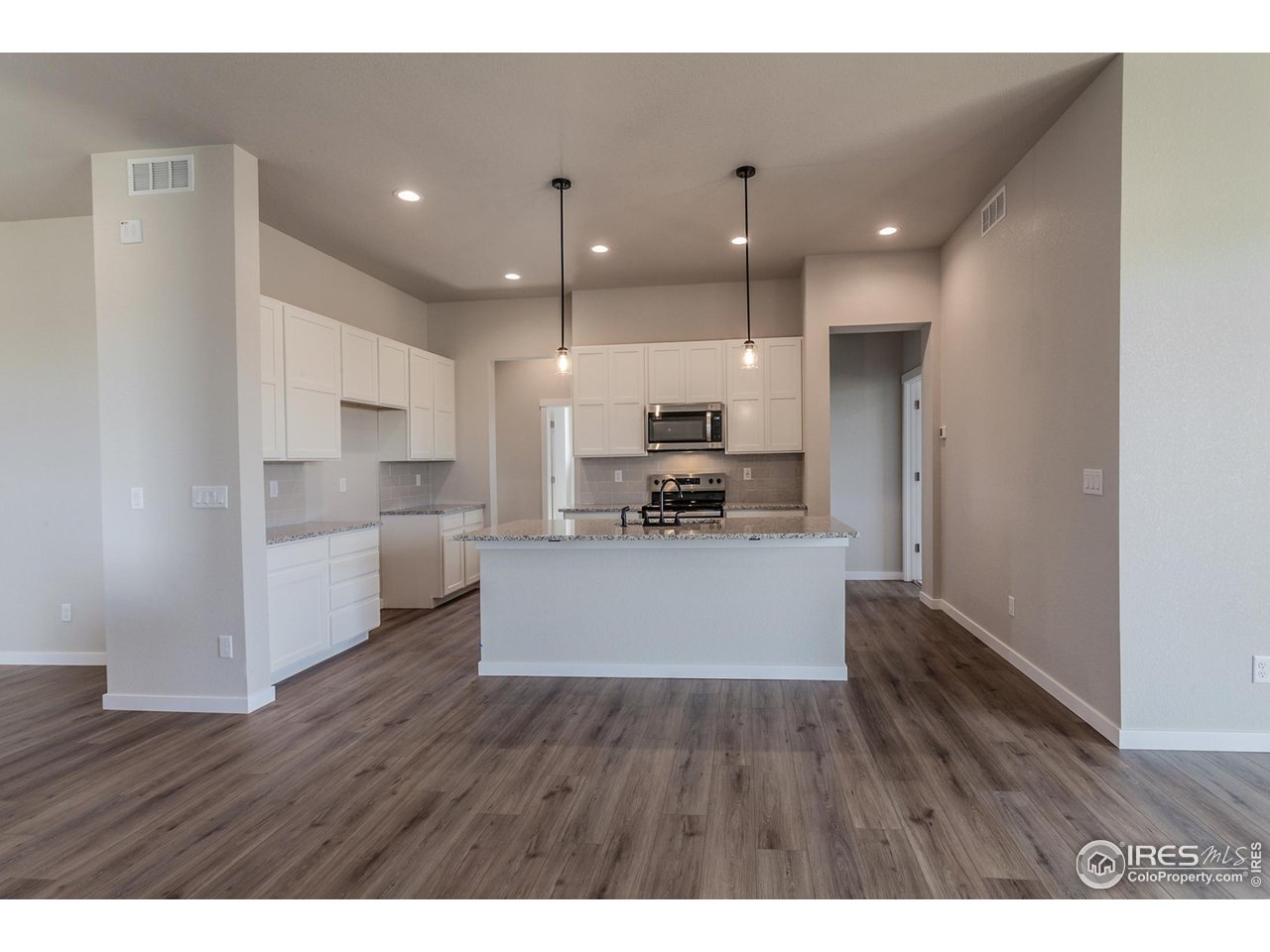 1215 105th Ave Ct