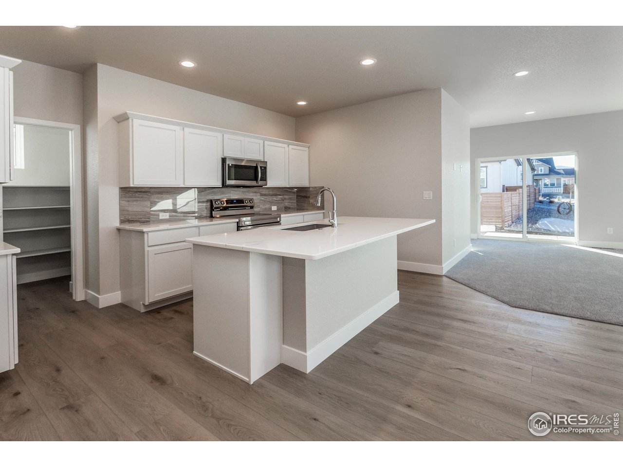 4795 Whistler Dr