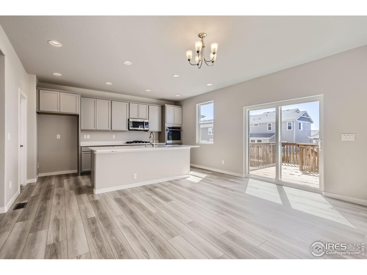 864 Forest Canyon Rd