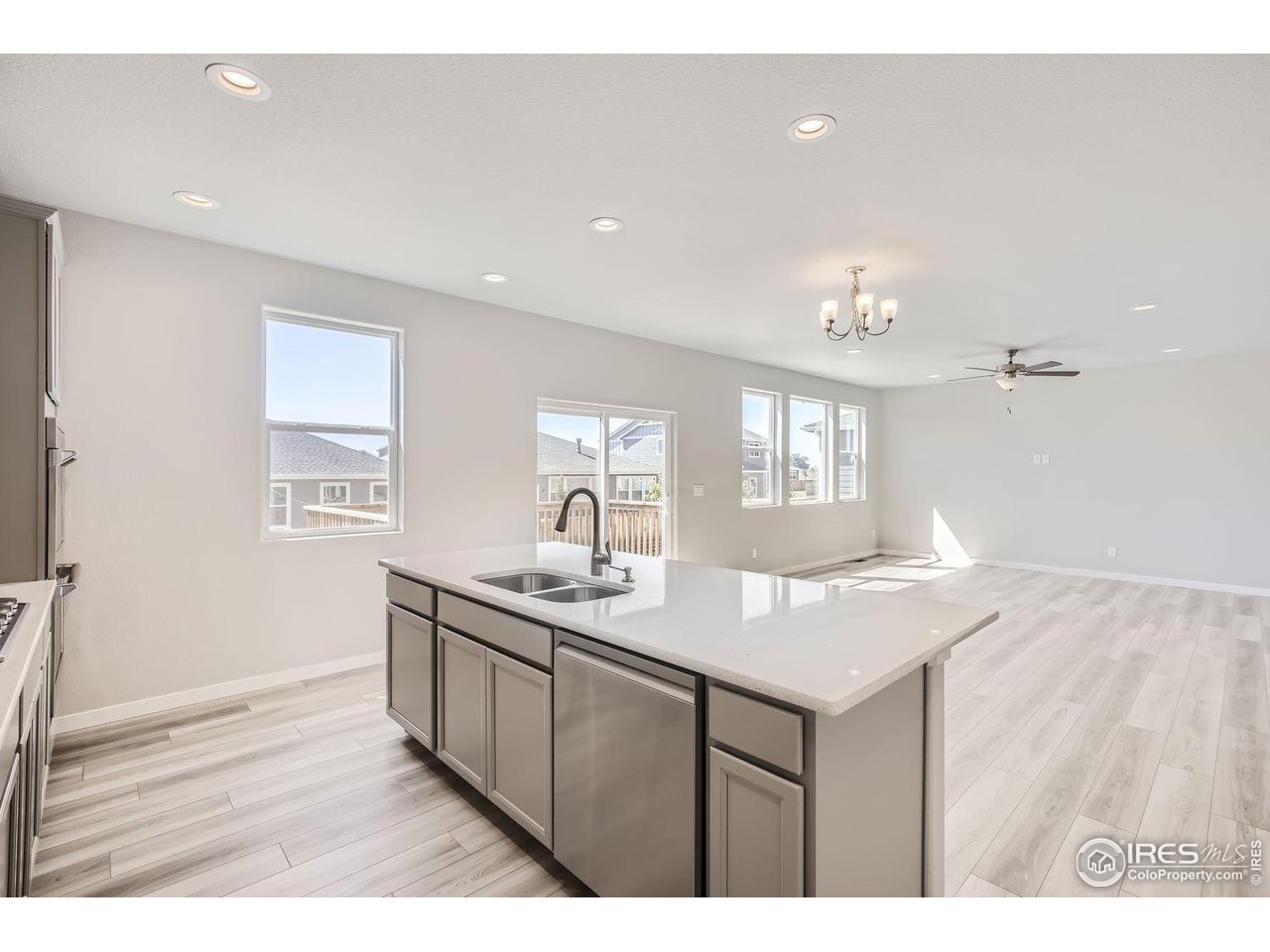 864 Forest Canyon Rd
