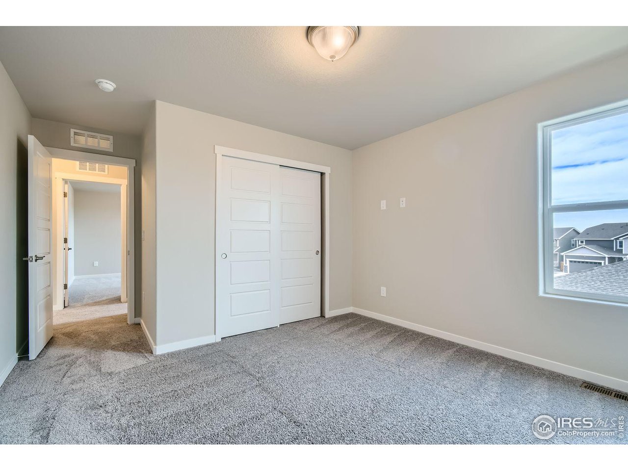 186 Bird Way