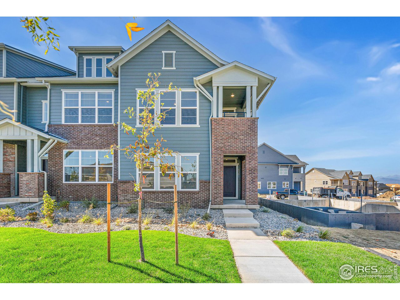 6381 Deerfoot Dr