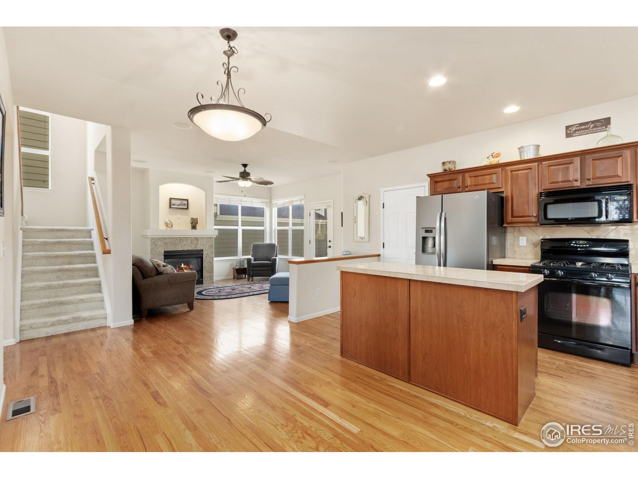 5309 Cinquefoil Ln