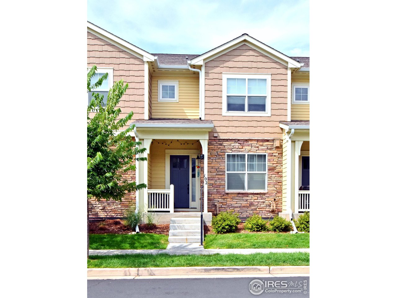 2715 Rockford Dr 102