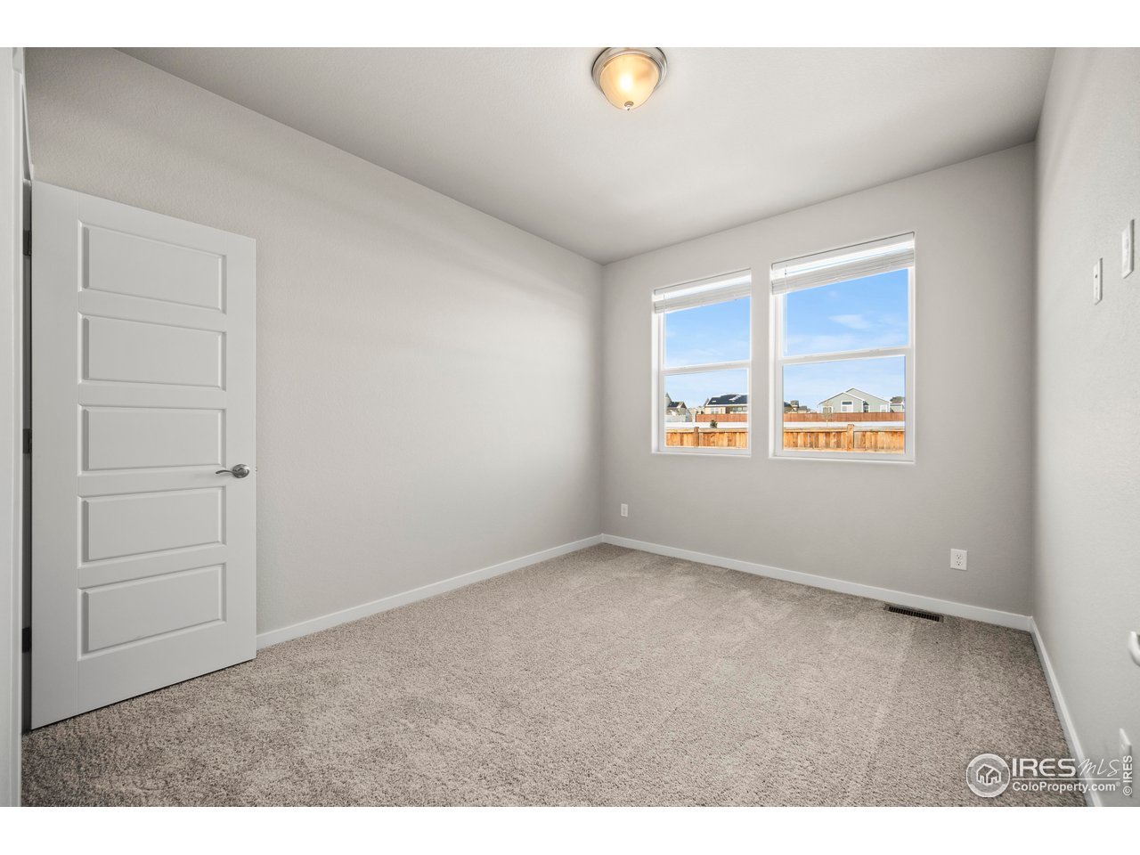 869 Forest Canyon Rd