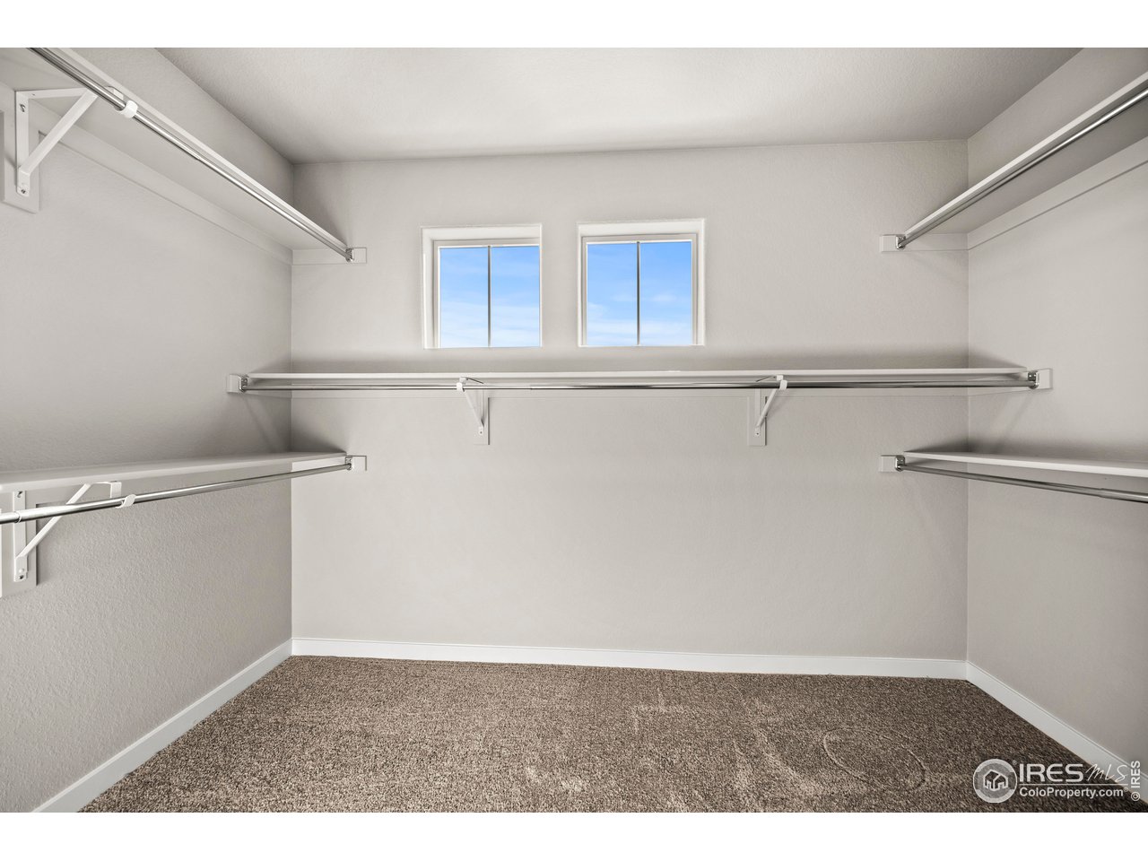 869 Forest Canyon Rd