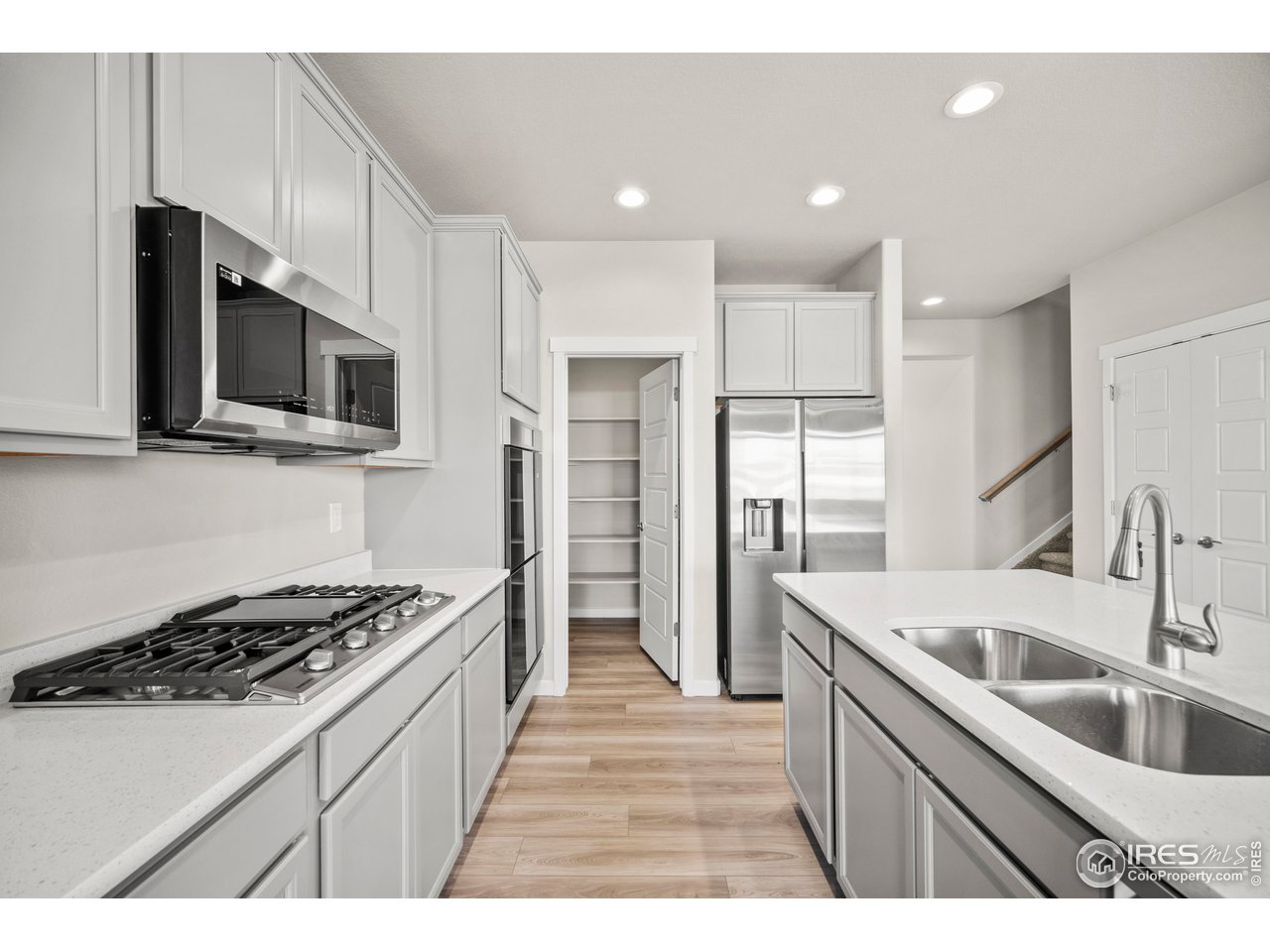869 Forest Canyon Rd