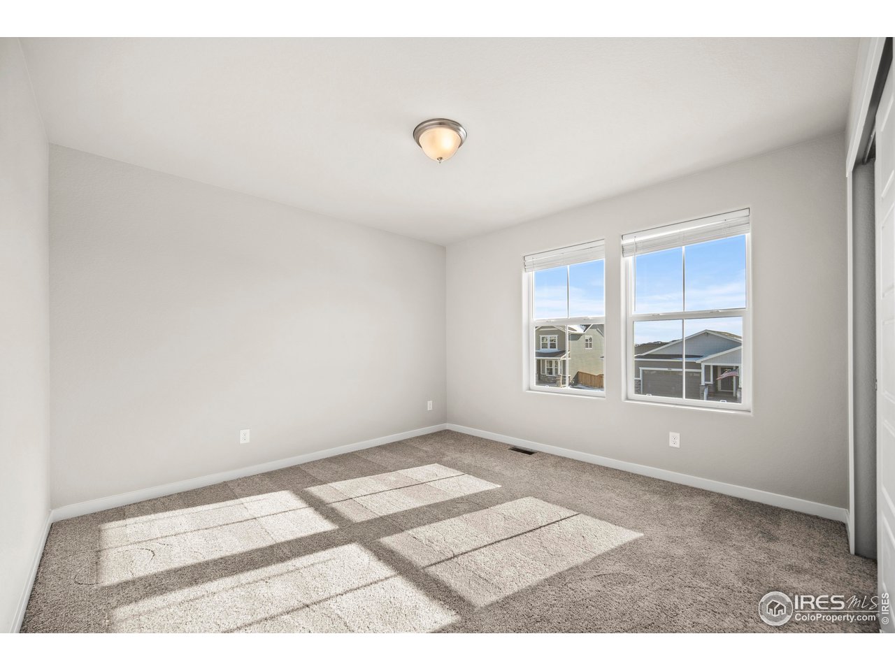 869 Forest Canyon Rd