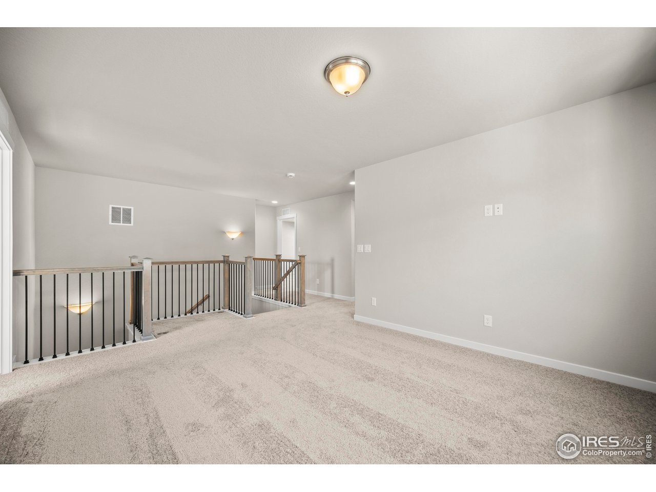 869 Forest Canyon Rd
