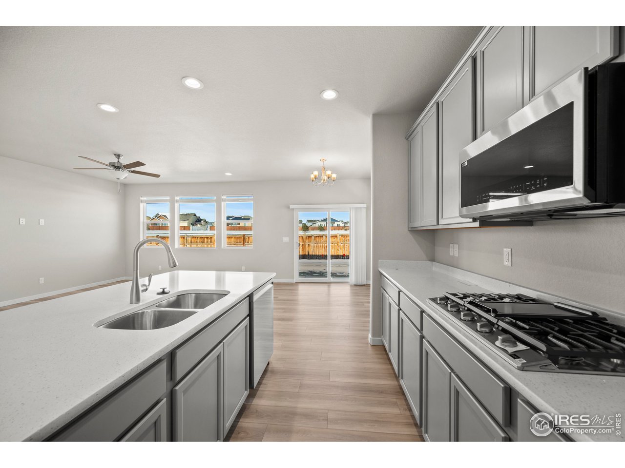 869 Forest Canyon Rd