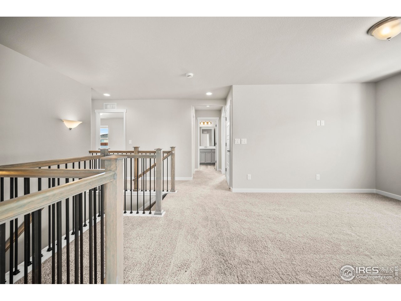 869 Forest Canyon Rd