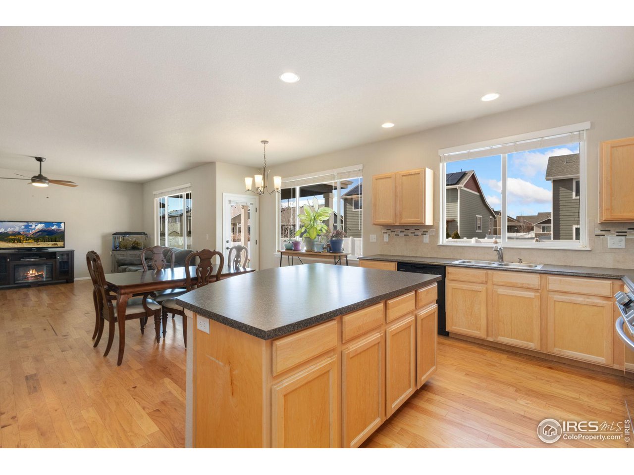 237 Mt Harvard Ave