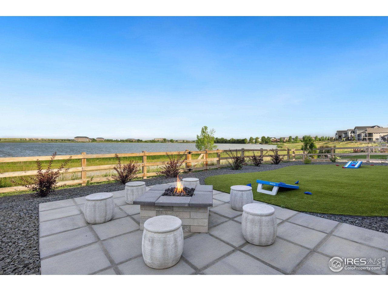 3062 Lake Verna Dr