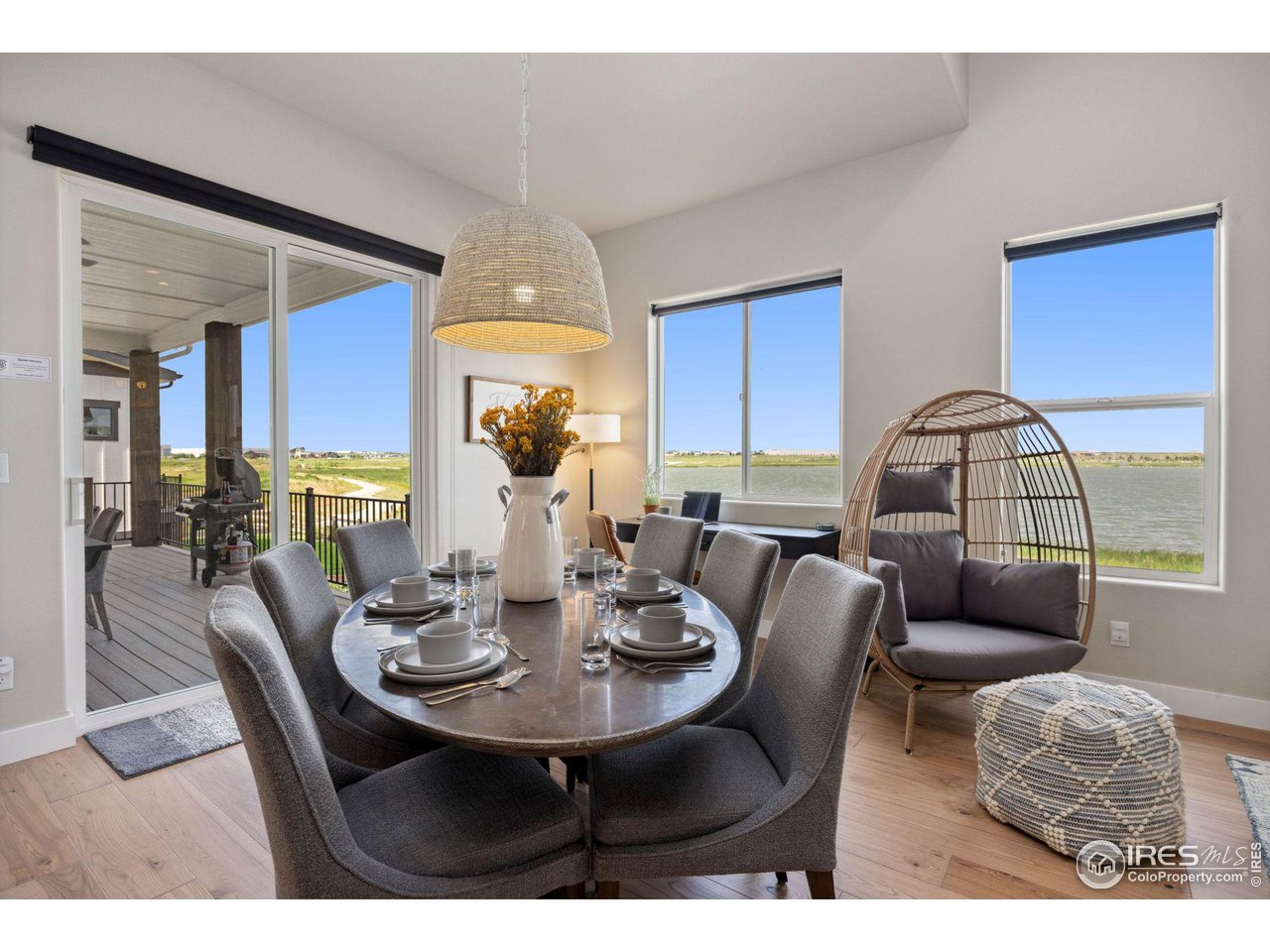 3062 Lake Verna Dr