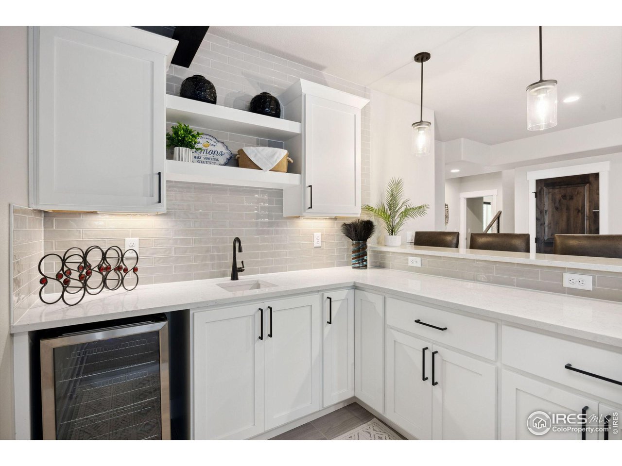 3062 Lake Verna Dr