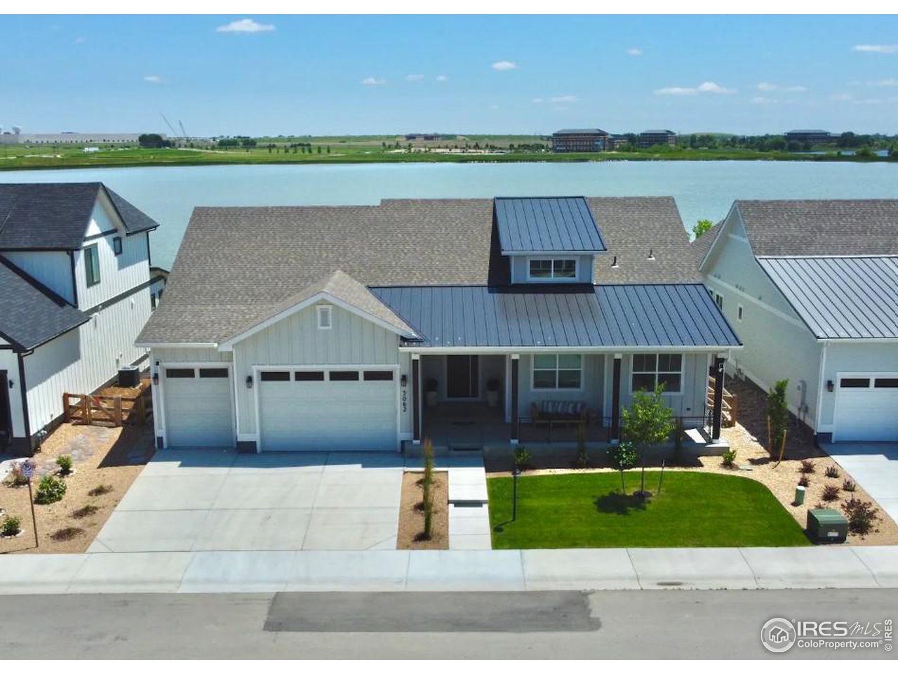 3062 Lake Verna Dr